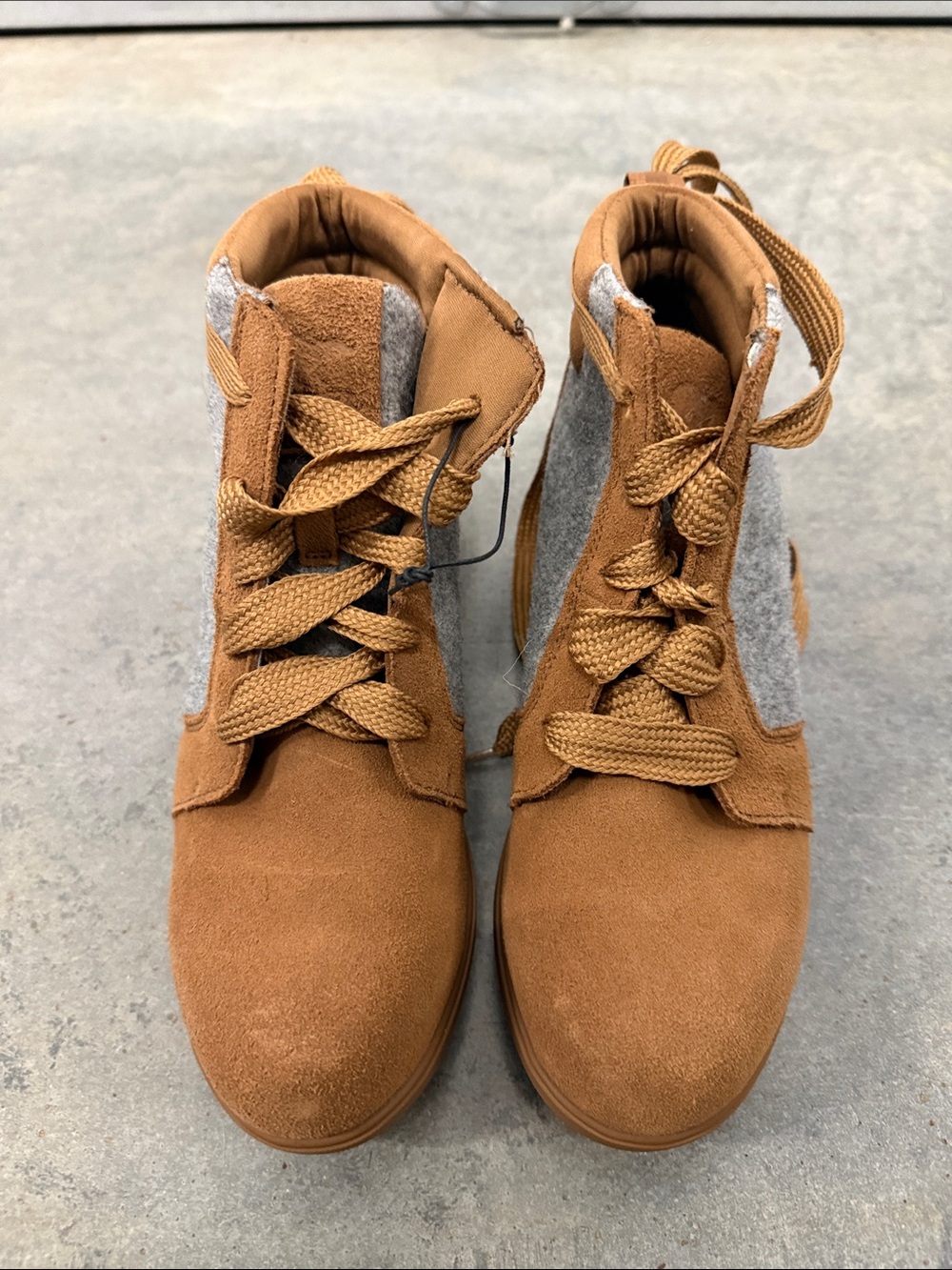 Sorel Tan Suede Lace-Up Ankle Boots with Gray Felt Panels